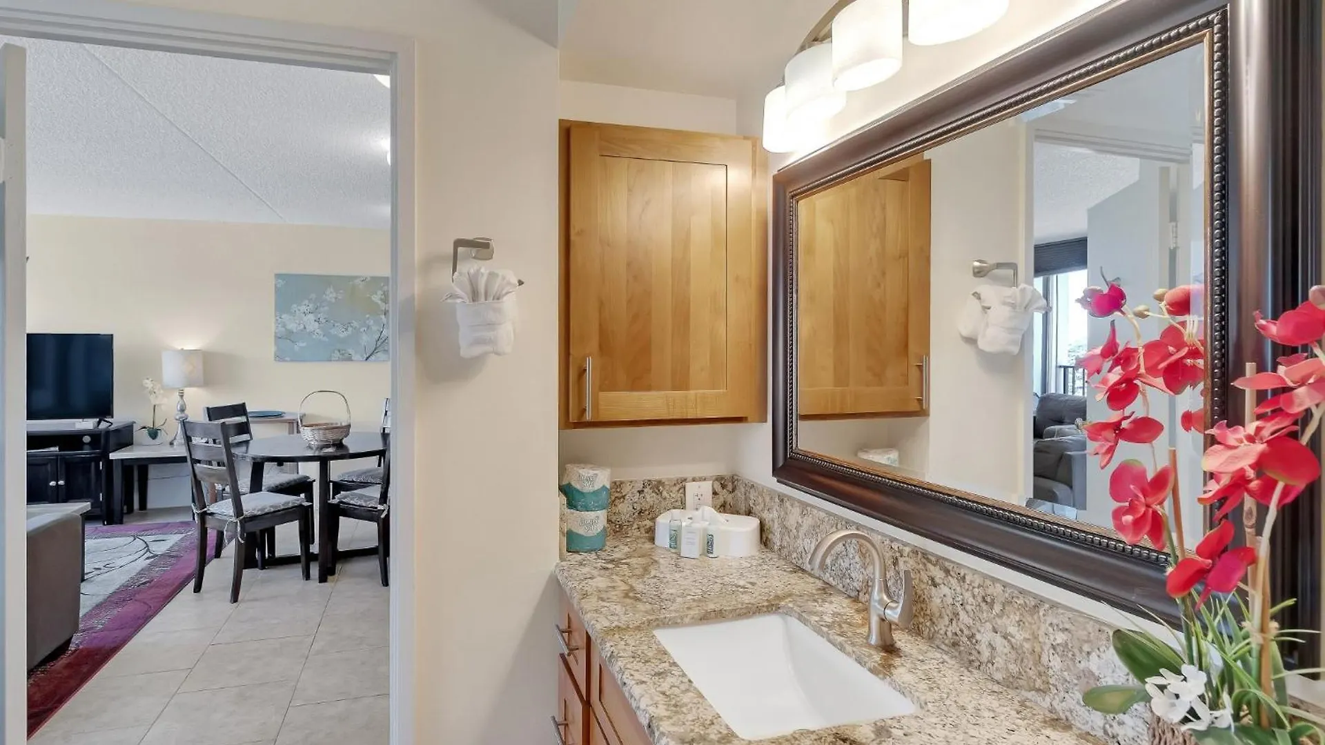 Apartment Tower 2 Suite 3709 - Qqp Home Honolulu United States